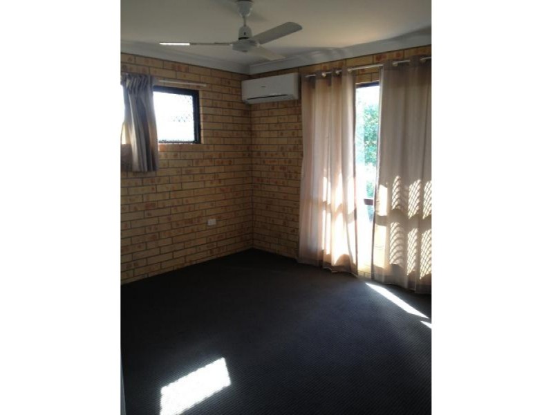 1 Lawrence Crescent, Gracemere QLD 4702